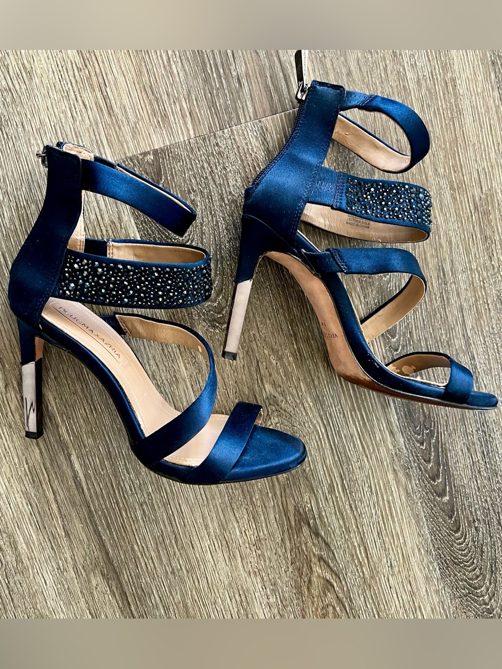 BCBGMAXAZRIA Navy Satin Crystal Heels Size 6 (100% Crystals Intact) + Dust Bag